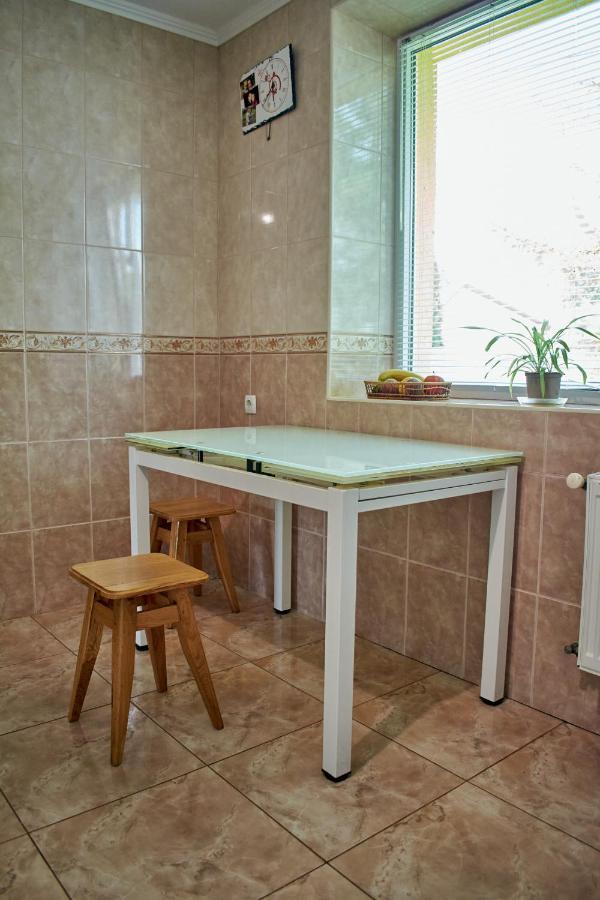 Vacation Home Lubov كاميانيتس - بوديلسكيي المظهر الخارجي الصورة